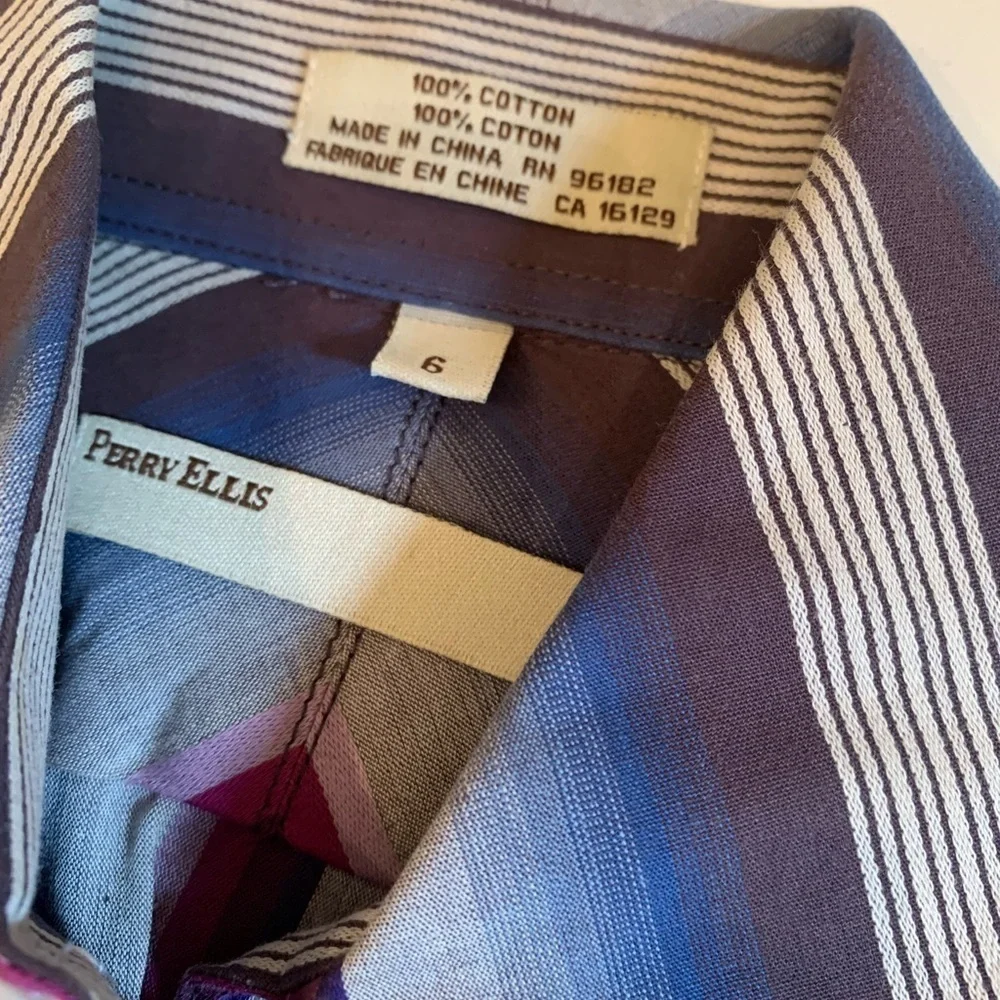 𝅺⭐️BOYS dress shirt by Perry Ellis size 6